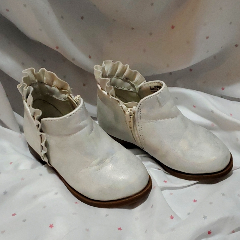 Cat & Jack Toddler Girls Booties Size 6